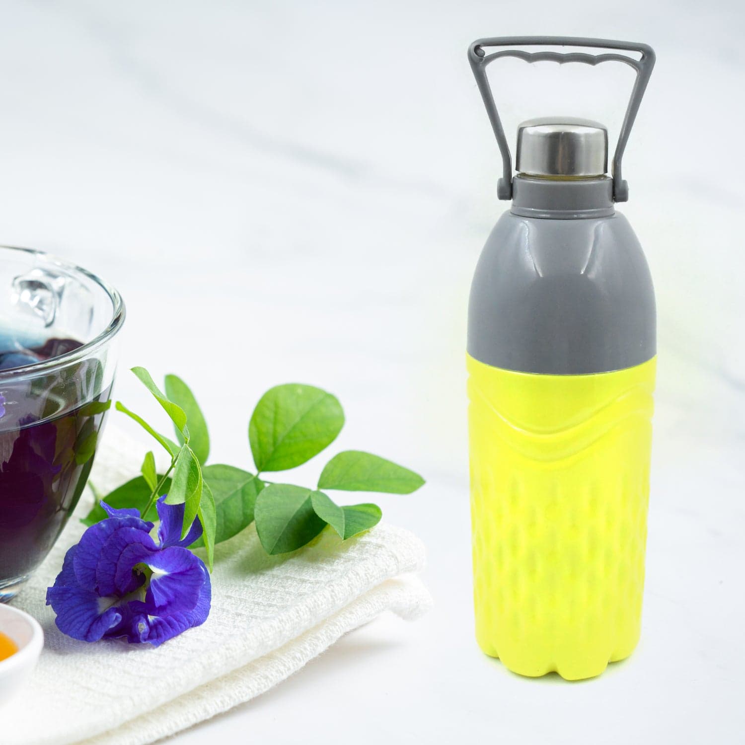 Customize Plastic Sports Insulated Water Bottle For Fridge, Office, Sports, School, Gym, Yoga — image 1